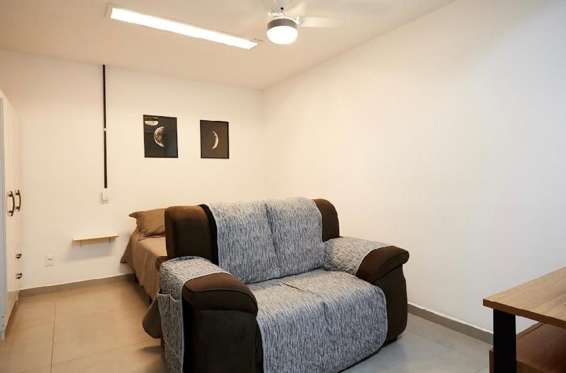 08 Savassi Com Area Privativa, Vaga, Cozinha Completa Ao Lado Do Life Center *